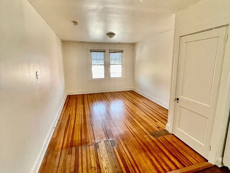 7132 Michigan Street — Photo 14