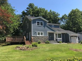 32 Pryer Manor Rd, Larchmont, NY 10538