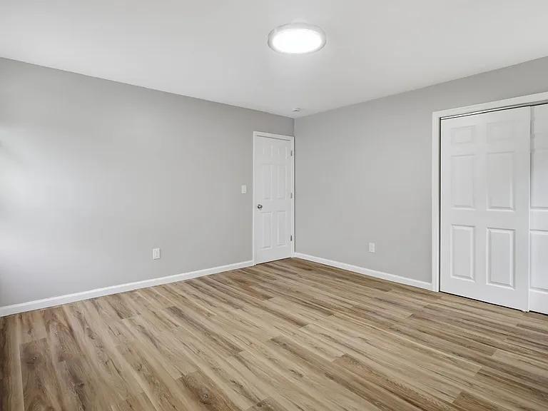 25 Elizabeth St — Photo 9