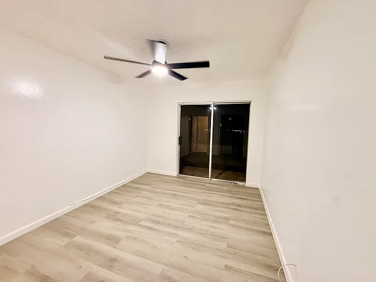 4115 NW 88th Ave #203 — Photo 9