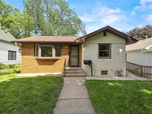 4049 Washington St NE, Columbia Heights, MN 55421