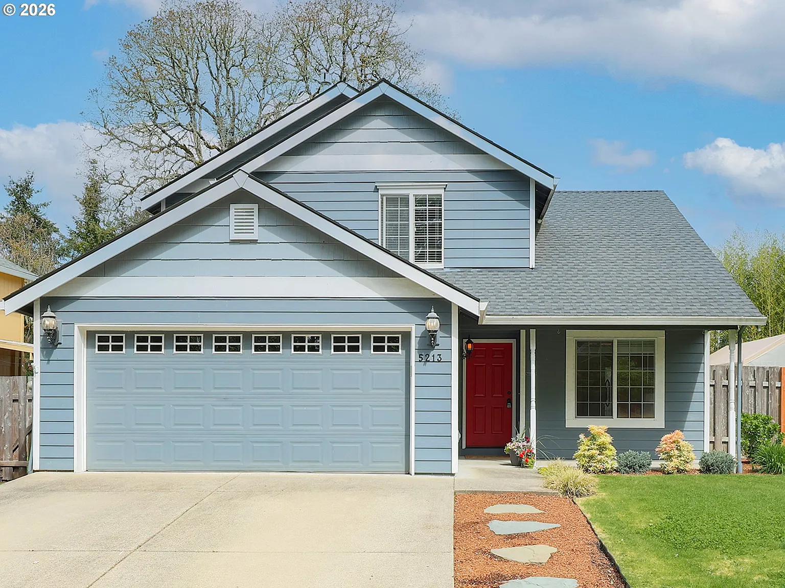 3 bed, 2.5 bath, 1812 sqft, $2,700 — Photo 1