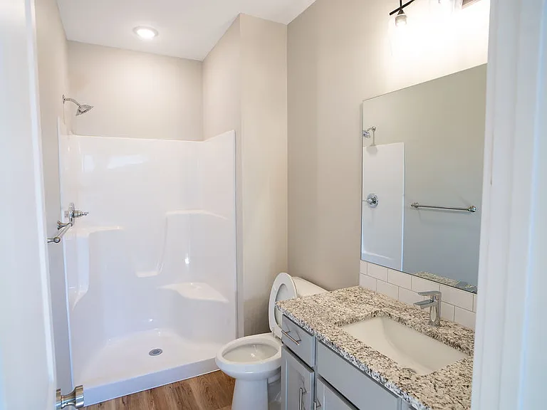 1235 SE 8th Cir — Photo 7