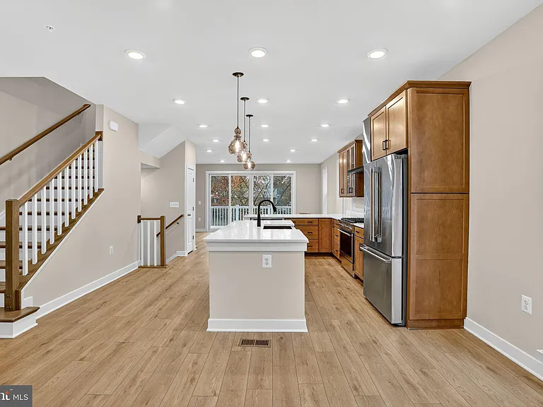 3612 Farr Ave — Photo 12