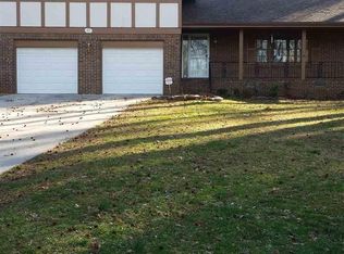 982 Arbour Ct, Stone Mountain, GA 30083