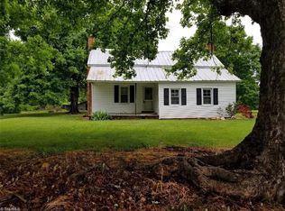 3369 E Holly Grove Rd, Lexington, NC 27292