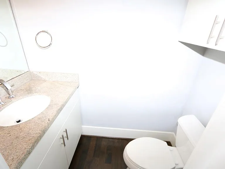 2103 Hadley St — Photo 12