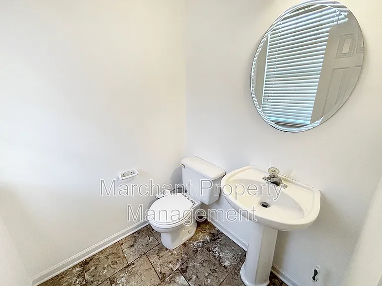 1 Appleton Ln — Photo 18