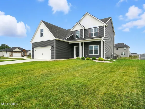 1355 Roberts Cir, Waterville, OH 43566