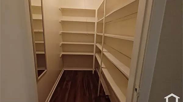 728 Oaks Field Rd — Photo 22