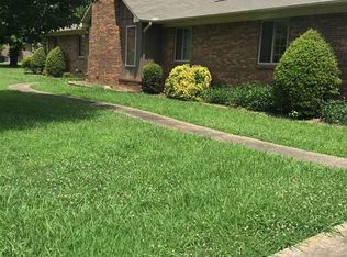 212 Casey Dr, Gadsden, AL 35903