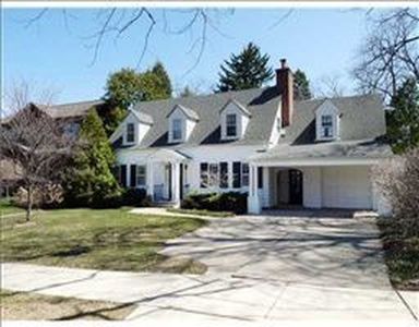 1003 Berkshire Rd, Ann Arbor, MI, 48104