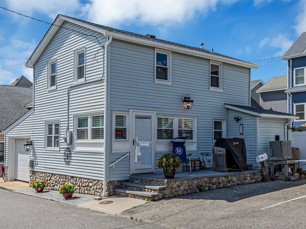 54 E Bay Way