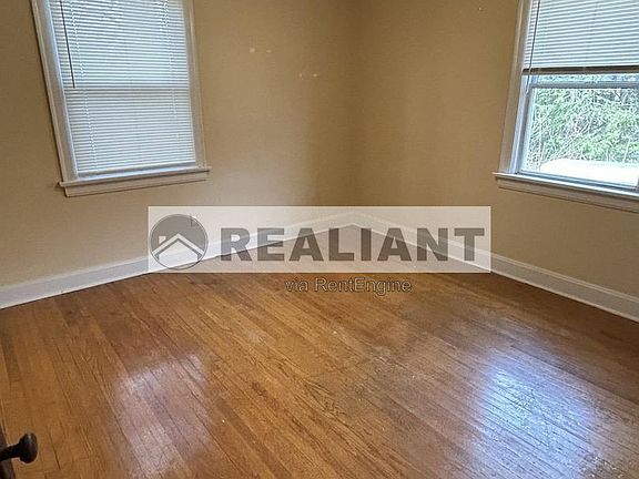 3rd image of 2214 Memorial Pkwy #1-1N