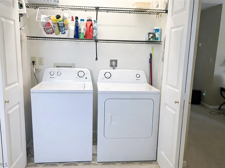 8445 Charter Club Cir #11 — Photo 24