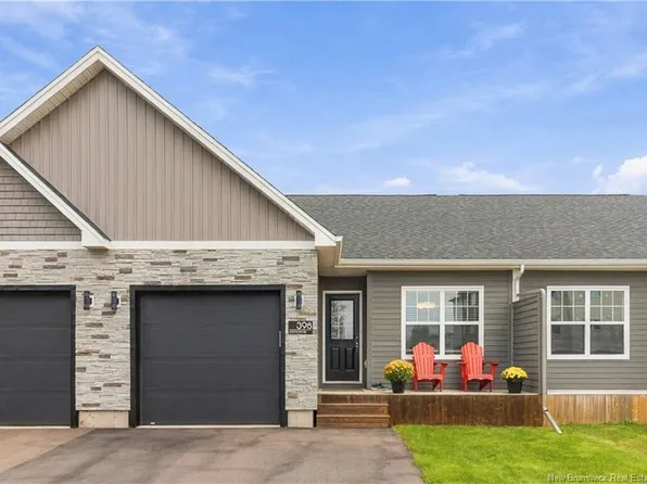 398 Glengrove Rd, Moncton, NB E1A 5W8