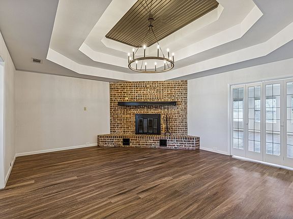 4th image of 608 Knights Bridge Rd