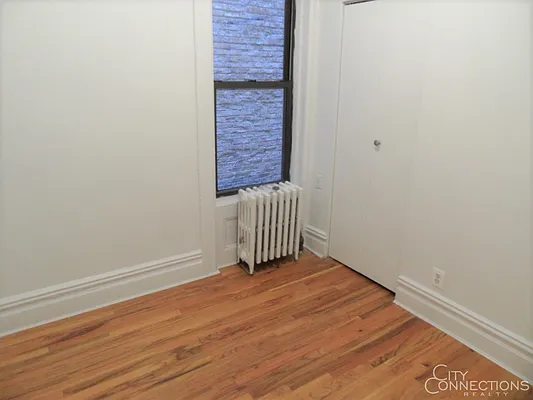 Rented by City Connections Realty | media 15