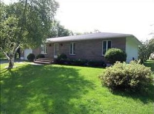 51 Ashline Dr, Champlain, NY 12919