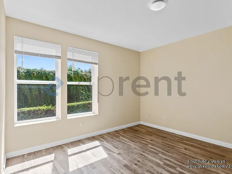 605 Artistic Pl — Photo 4