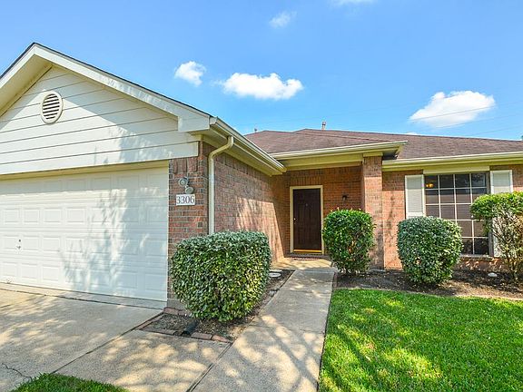 3rd image of 3306 Lantern Bay Ln