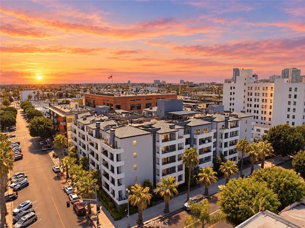 838 Pine Ave Unit 215, Long Beach, CA 90813