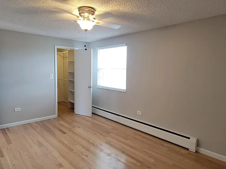 140 S Ogden St — Photo 47