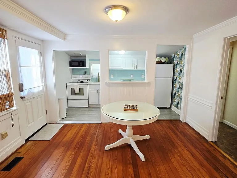 8728 Bayside Rd — Photo 6