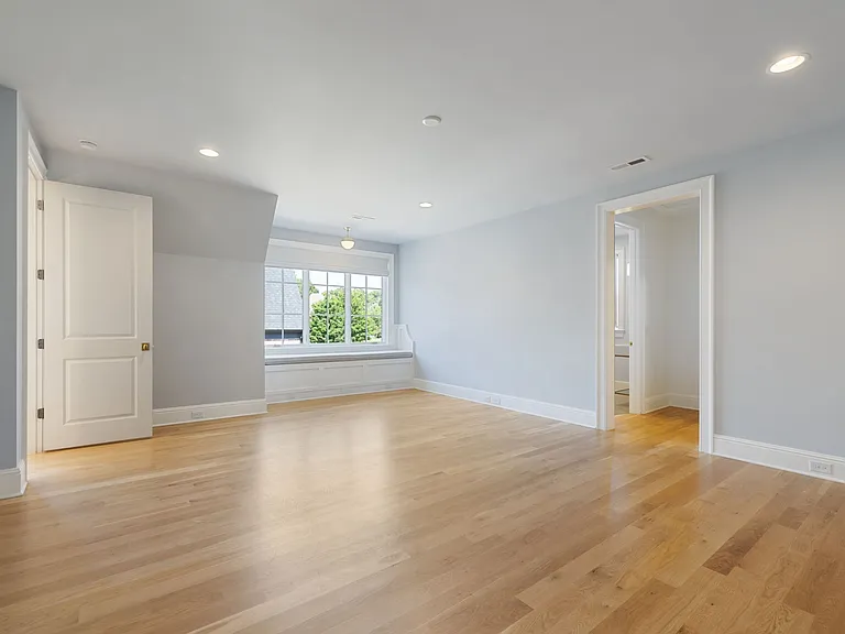 7212 Shagbark Ln — Photo 22
