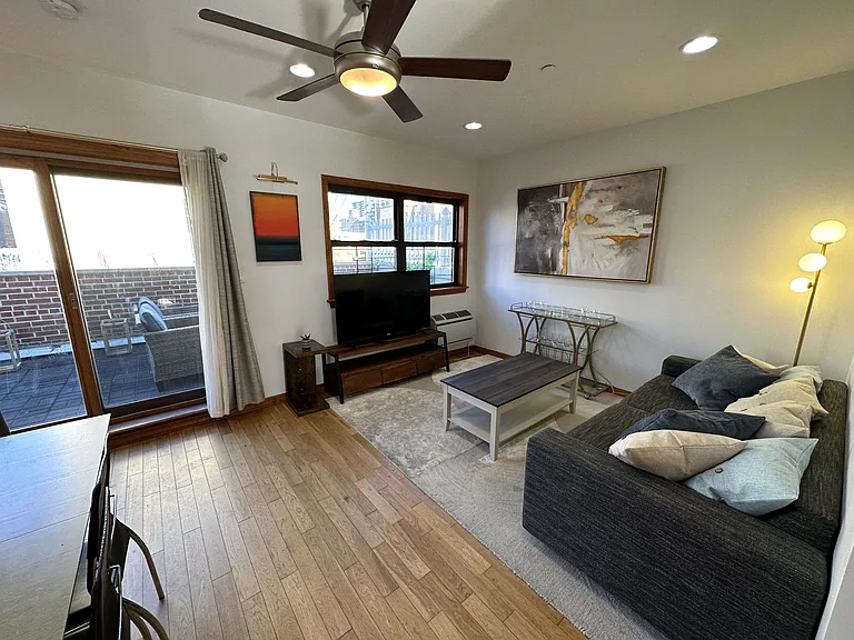 150 W 92nd St #PHE — Photo 4