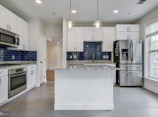 305 Redland Blvd APT 101, Rockville, MD 20850