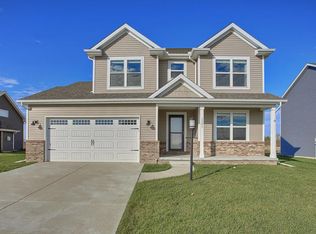 1501 Winterberry Rd, Savoy, IL 61874