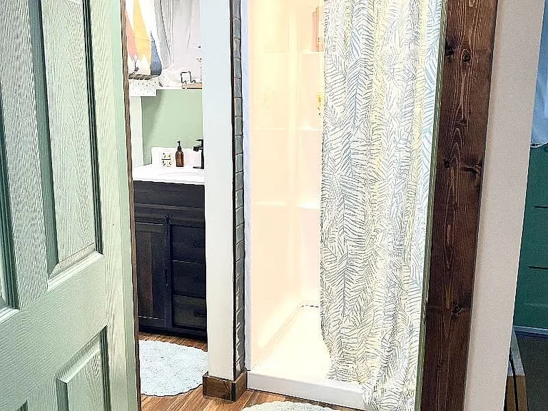 4441 Ellenwood Ave — Photo 10