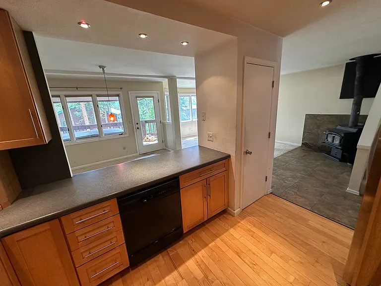 4 Southface Dr #4 — Photo 6