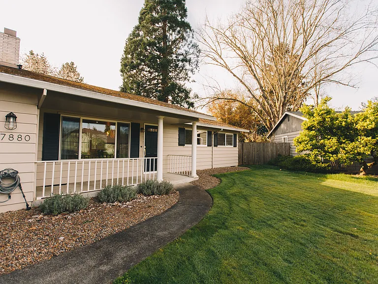 17880 NW Tillamook Dr — Photo 8