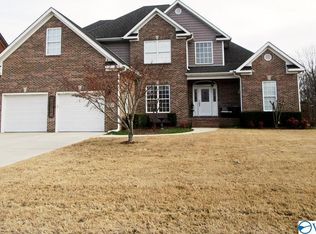 2308 Rockingham Ln SW, Decatur, AL 35603