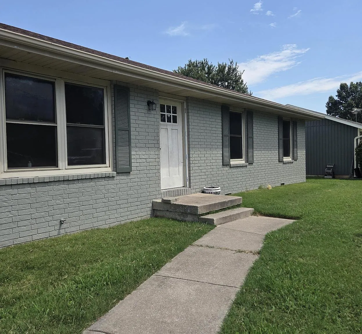3 bed, 1118 sqft, $1,295 — Photo 4
