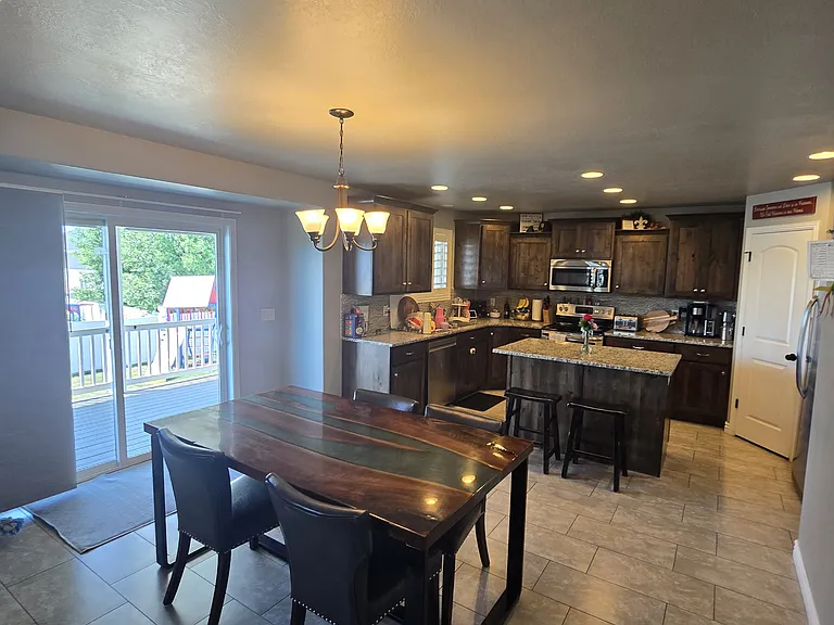 2155 N 250 W — Photo 6