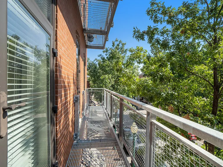 435 Westport Rd #302 — Photo 25