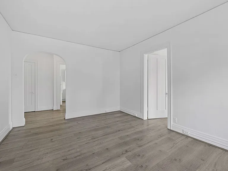 4132 Taylor, Unit 6-0871 4132 Taylor, Unit 6-0871