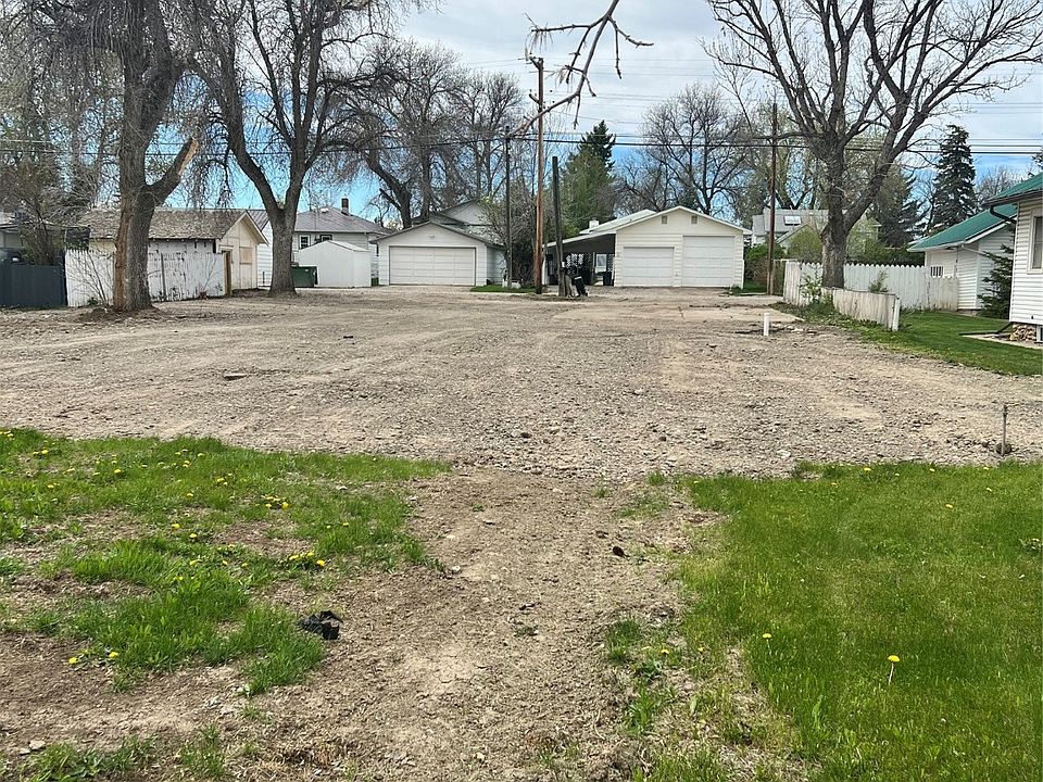 2nd image of 106 S Main St