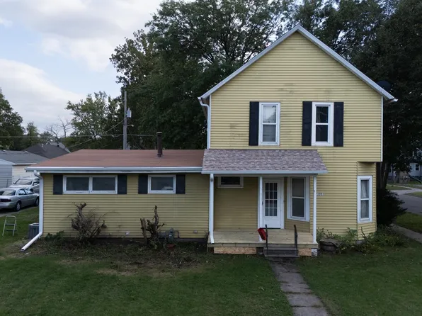 3201 W St, Lincoln, NE 68503