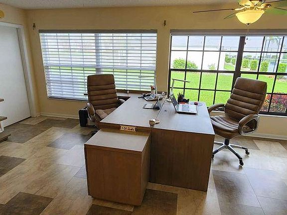 2 Desk Office