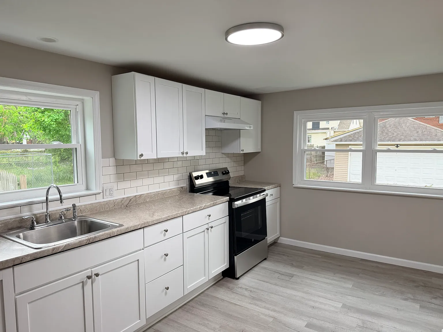 3 bed, 1428 sqft, $1,275 — Photo 4