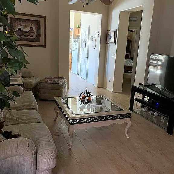 942 S Balboa Dr — Photo 5