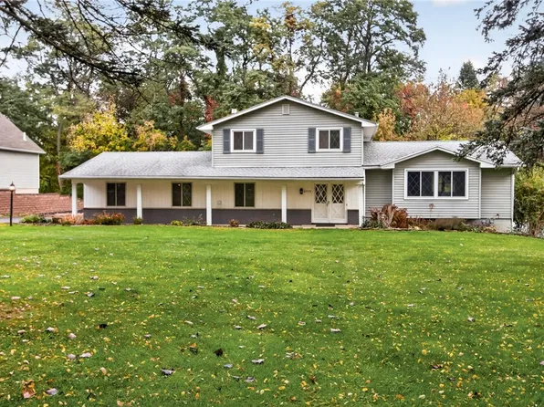 2770 Ridgeway Ave, Rochester, NY 14626