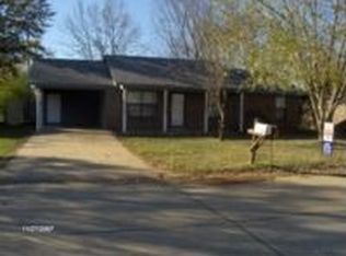 5 Macarthur Dr, Conway, AR 72032