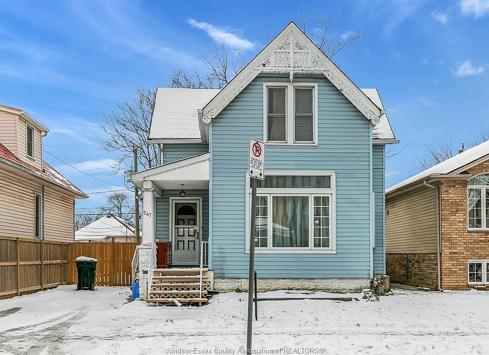 1st image of 547 Oak St