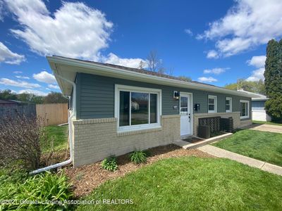 1001 Eastfield Rd, Lansing, MI, 48917