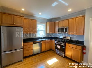 154 Poplar St FLOOR 2, Roslindale, MA 02131